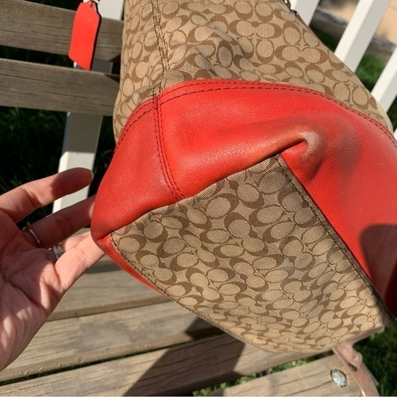 Coach legacy stripe signature bag - Picture 3 of 9